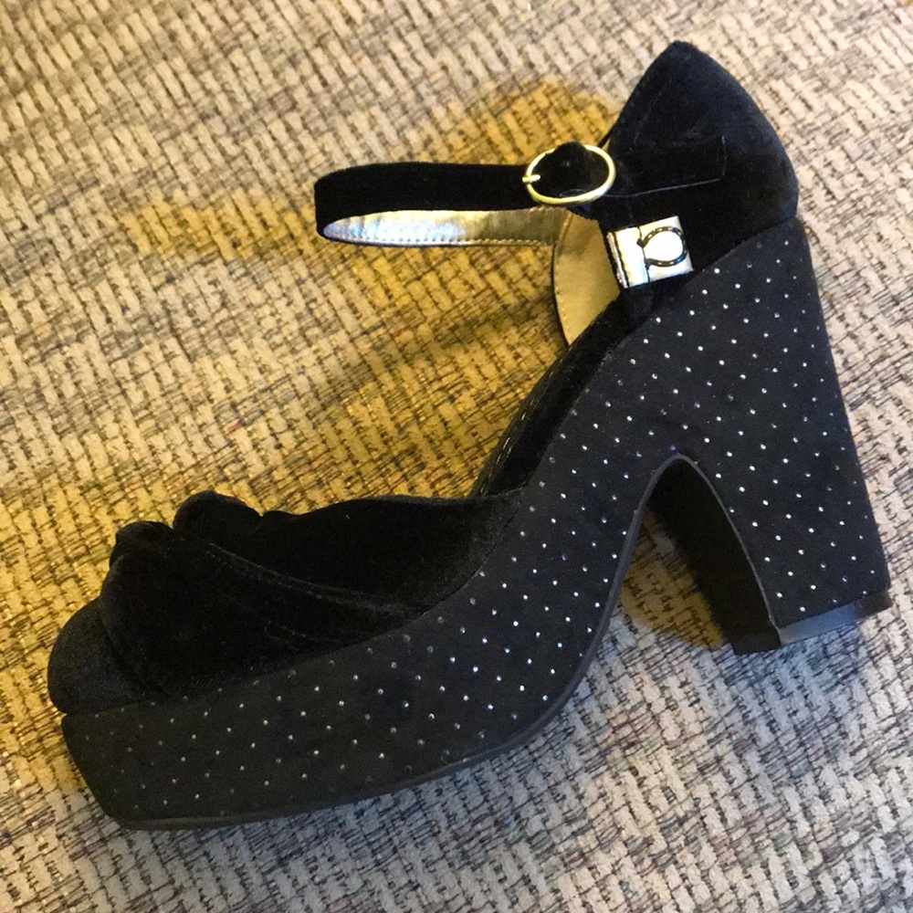 Pin up heels - Picture 2 of 2